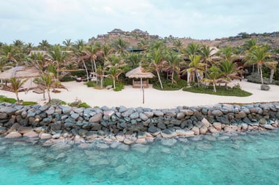 Luxury Villa Photo #4