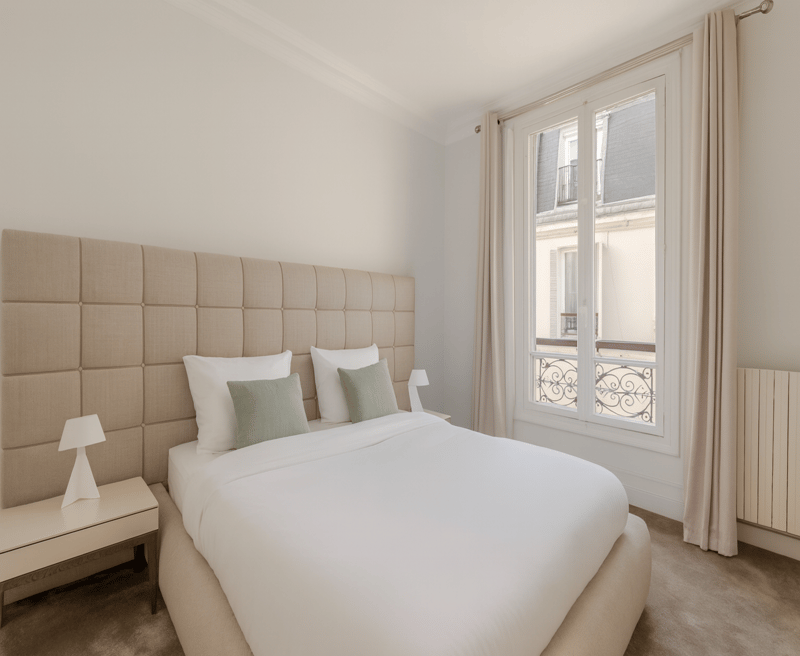 The Parisian Beauty