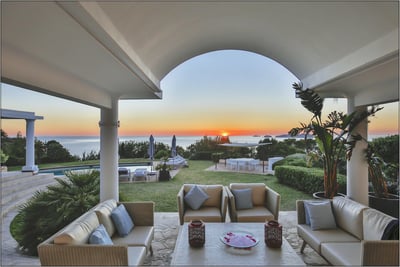 Luxury Villa Photo #13