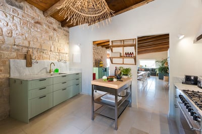 Luxury Villa Photo #22
