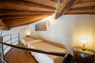 Luxury Villa Photo #33