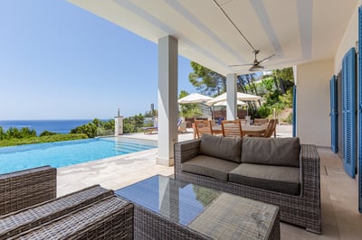 Luxury Villa Photo #8