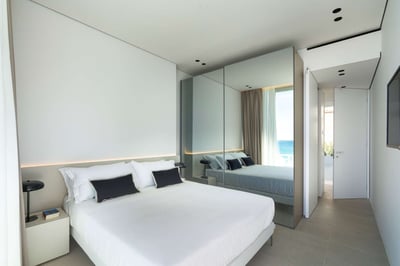 Luxury Villa Photo #46