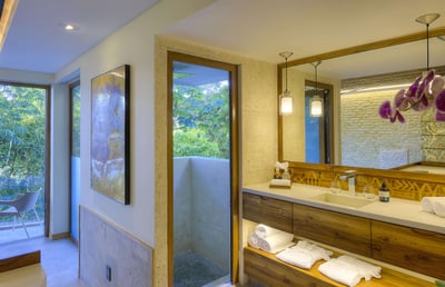Luxury Villa Photo #44