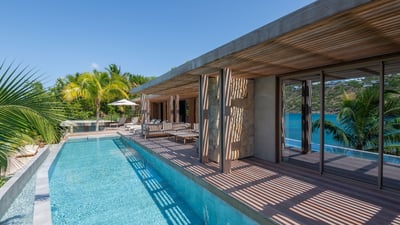 Luxury Villa Photo #23