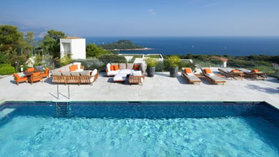 Luxury Villa Photo #5