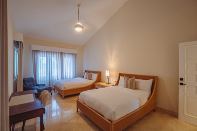 Tortuga D9 - Newly renovated golf villa located just steps from private beach