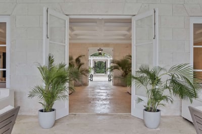 Luxury Villa Photo #21