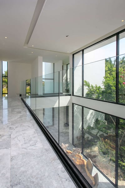 Luxury Villa Photo #36