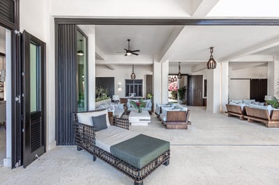 Luxury Villa Photo #28