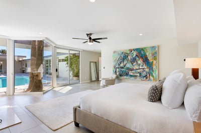 Luxury Villa Photo #30