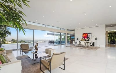 Luxury Villa Photo #11