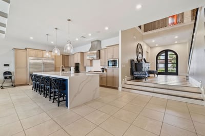 Luxury Villa Photo #16