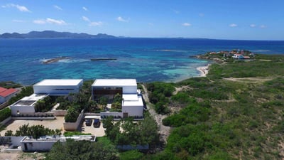 Luxury Villa Photo #5