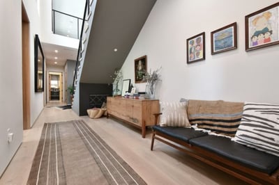 Luxury Villa Photo #23