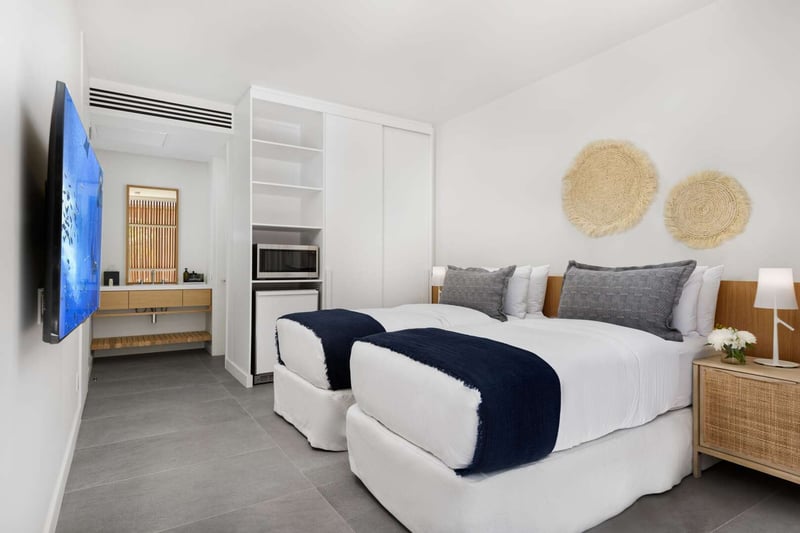 Beach Enclave Long Bay 4 BDM Beach House