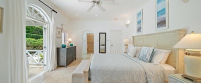 Luxury Villa Photo #27