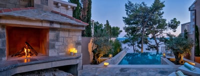 Luxury Villa Photo #9