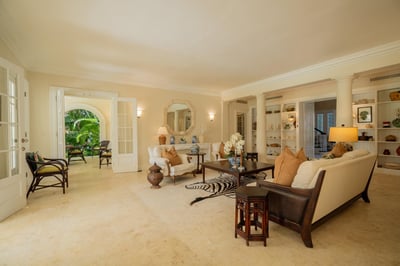 Luxury Villa Photo #22