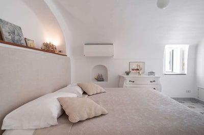 Luxury Villa Photo #48