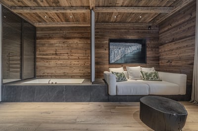 Upper Chalet 