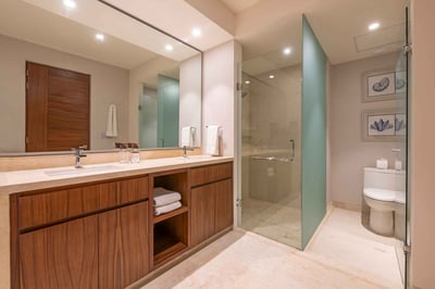 Luxury Villa Photo #47