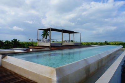 Luxury Villa Photo #2