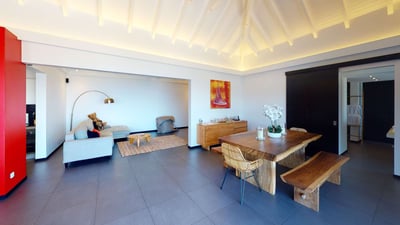 Luxury Villa Photo #34