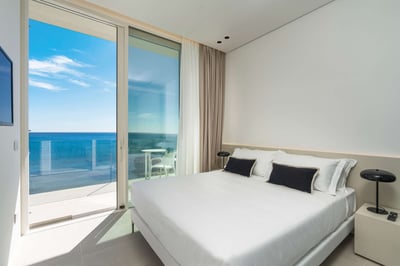 Luxury Villa Photo #44