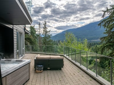 Luxury Villa Photo #8