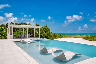 Luxury Villa Photo #11