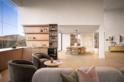 Luxury Villa Photo #23