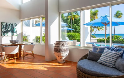 Luxury Villa Photo #16