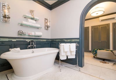 Luxury Villa Photo #35