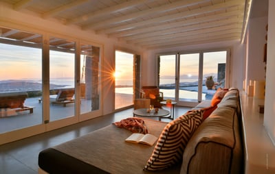 Luxury Villa Photo #14
