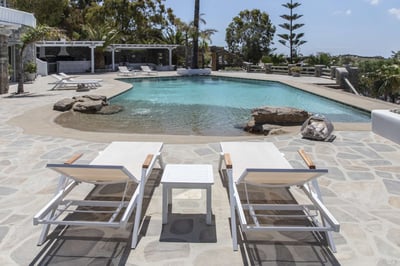 Luxury Villa Photo #10