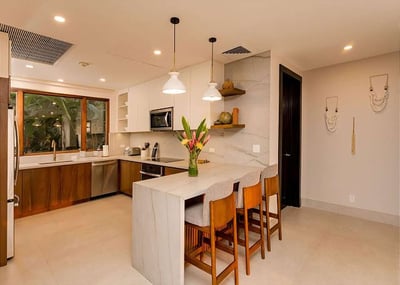 Luxury Villa Photo #11