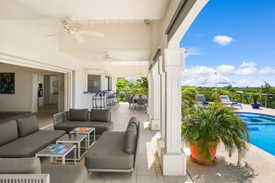 Luxury Villa Photo #11