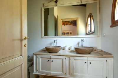 Luxury Villa Photo #27