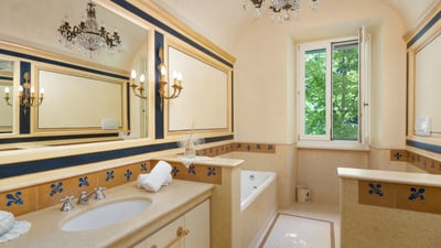 Luxury Villa Photo #50