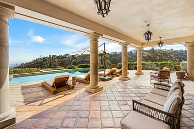 Luxury Villa Photo #13