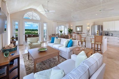 Luxury Villa Photo #3