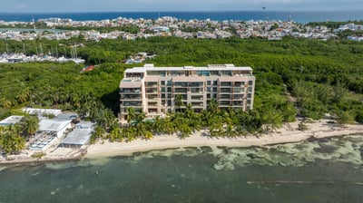 Luxury Villa Photo #4