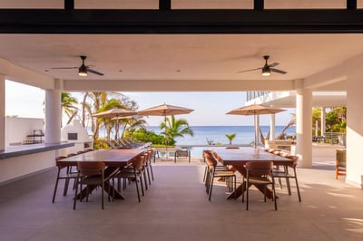 Luxury Villa Photo #13