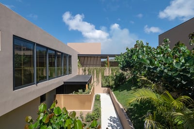 Luxury Villa Photo #29
