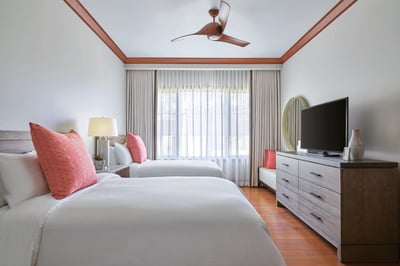Luxury Villa Photo #6