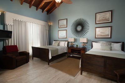 Luxury Villa Photo #35