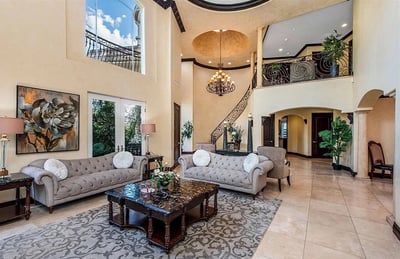 Luxury Villa Photo #15
