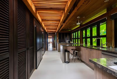 Luxury Villa Photo #26