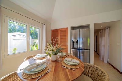 Luxury Villa Photo #10